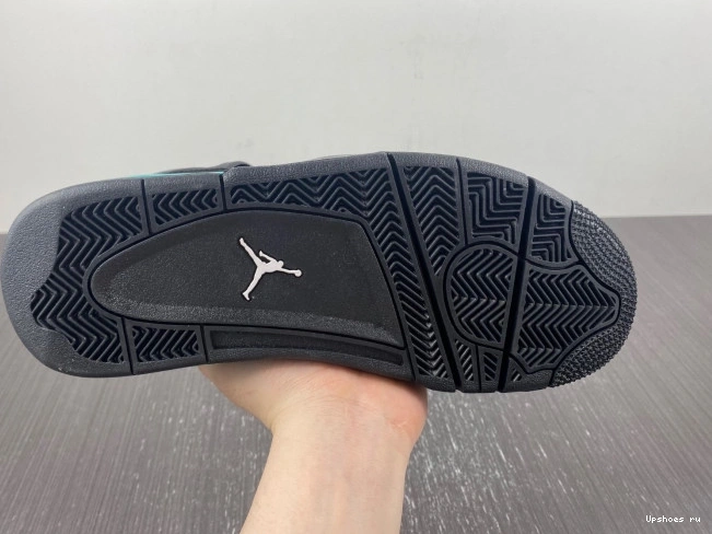 4  "Tiffany" BQ7669-132 RETRO JORDAN  0306